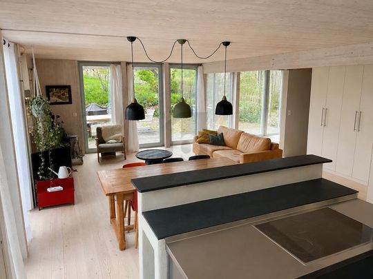 HOCHWERTIG MIT PERGOLA ZUM VERLIEBEN! - Foto 1