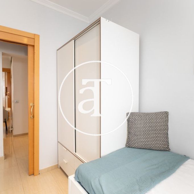 Monthly rental apartment with 4 bedrooms and 2 bathrooms in Chamartín - Photo 1