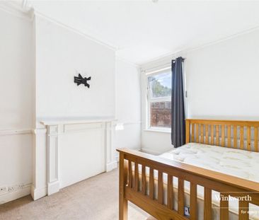1 bedroom ground floor flat to rent - Photo 2