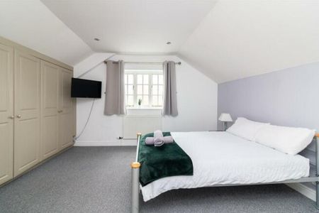 3 bedroom detached house to rent - Photo 4