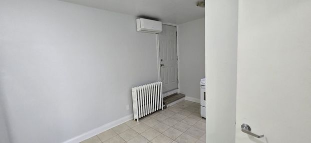 For Lease - 1854 Eglinton Avenue Unit# 1, Toronto, Ontario - Photo 1