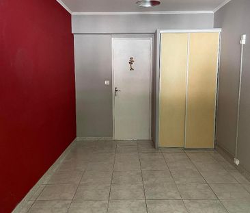 Location Appartement 3 pièces 80m² DRAGUIGNAN 83300 - Photo 5