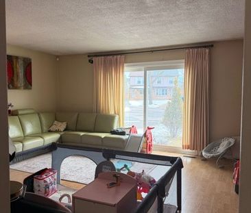 For Lease - 402 Chandos Court, Oshawa, Ontario - Photo 4