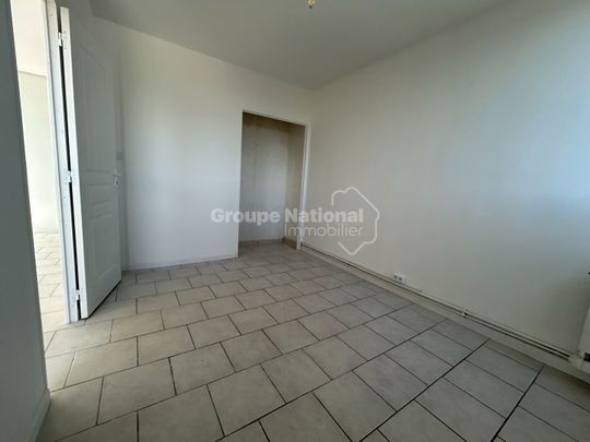 SALON DE PROVENCE : appartement de 4 pièces (72 m²) en location, - Photo 1