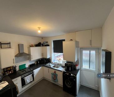 2 bedroom terraced house to rent - Photo 6