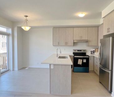For Lease - 38 Harvey Bunker Crescent, Markham, Ontario - Photo 6