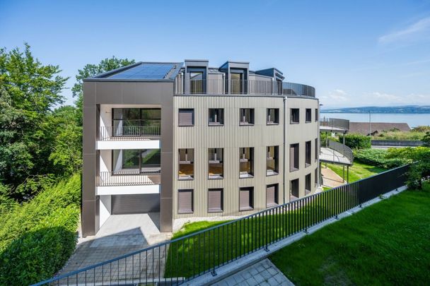 Bel appartement en duplex de 4.5 pièces, récemment rénové, avec balcon-loggia - Photo 1