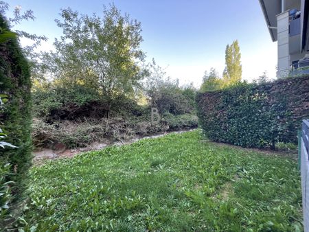 Location Appartement 3 pièces 54m² ONET LE CHATEAU 12850 - Photo 3