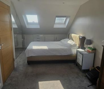 3 bedroom semi-detached house to rent - Photo 5