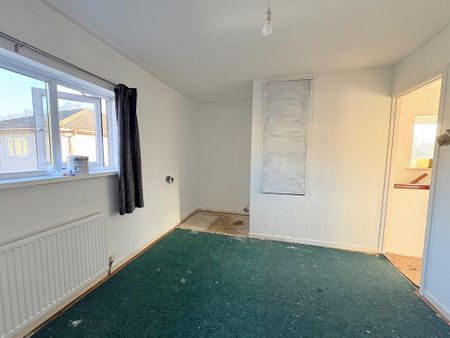 2 bedroom semi-detached house to rent - Photo 3