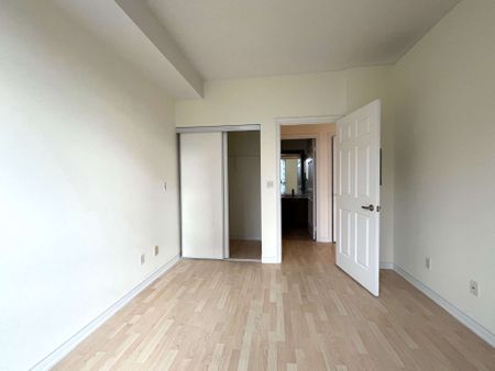 COLLEGE PARK PHASE II: Bay & College (761 Bay St) AD#102608 - Photo 3