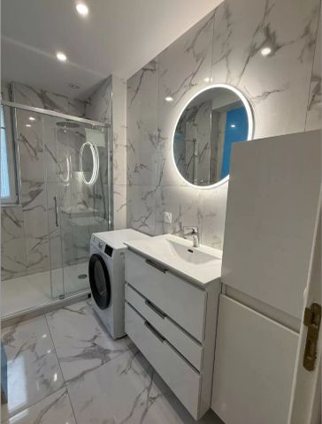 Appartement meublé neuf de 59 m2 rénové en entier - 1 chambre avec double séjour - Photo 4