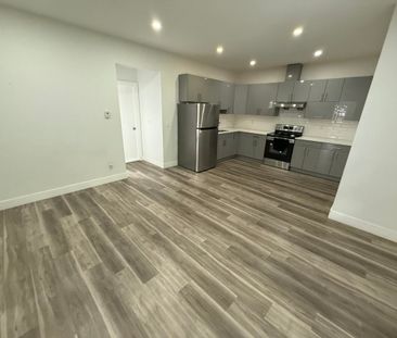 New 2 Bedroom Suite - Photo 2