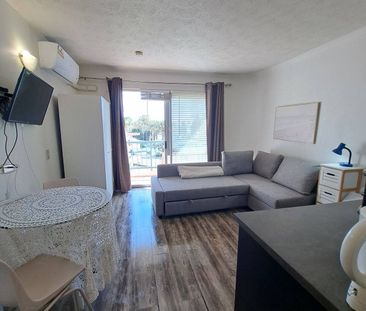 Modern studio on the Southport Broadwater! - Photo 4