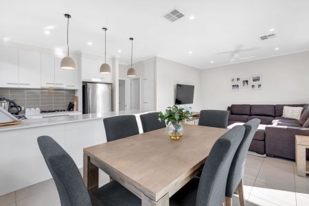 The perfect family home - Photo 3