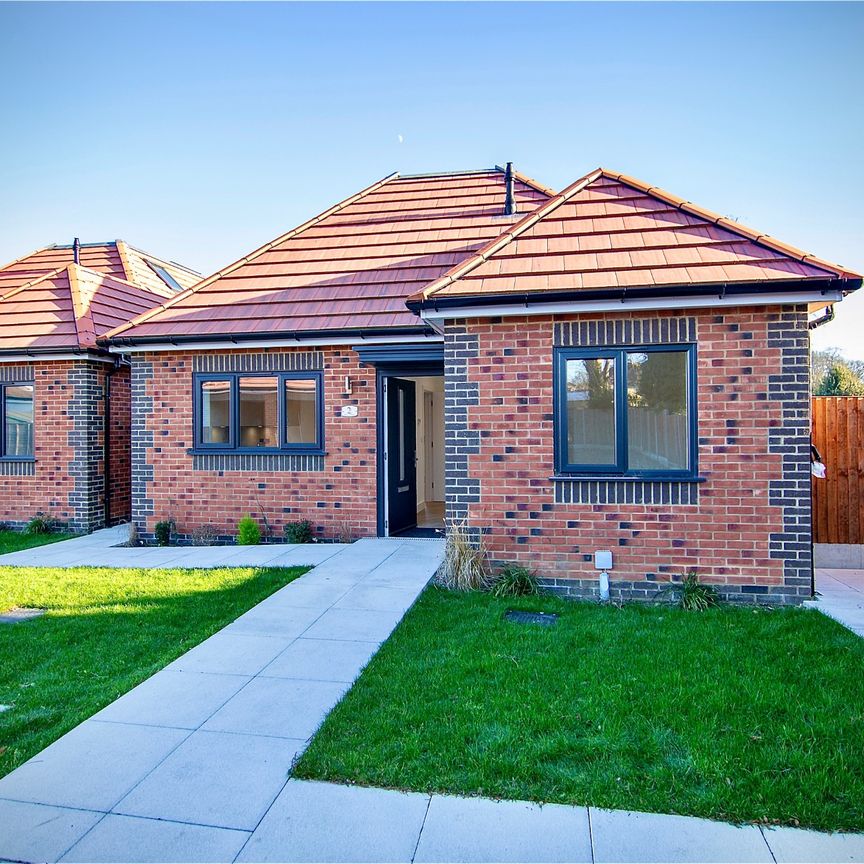 Brand new detached bungalow – South Welling - Photo 1