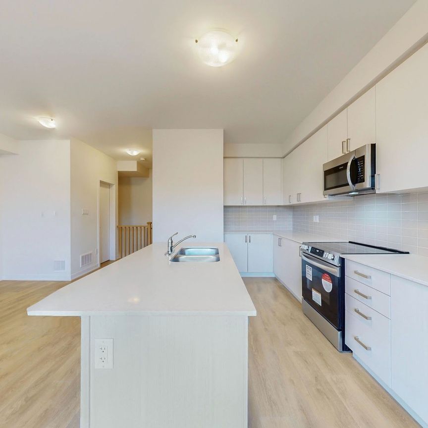 For Lease - 1865 Pickering Parkway Unit# 510, Pickering, Ontario - Photo 1