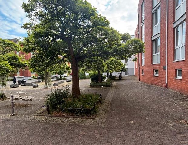 Apartment mit Dachterasse, möbliert und sofort einzugsbereit!!! - Photo 1