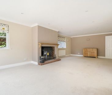 4 bedroom detached house to rent - Photo 1