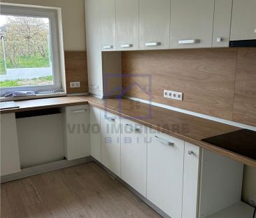 Casa de inchiriat in Sibiu - 4 camere, panorama deosebita, zona Vii... - Photo 3