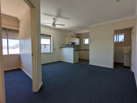 UPSTAIRS APARTMENT FOR LEASE - Photo 2