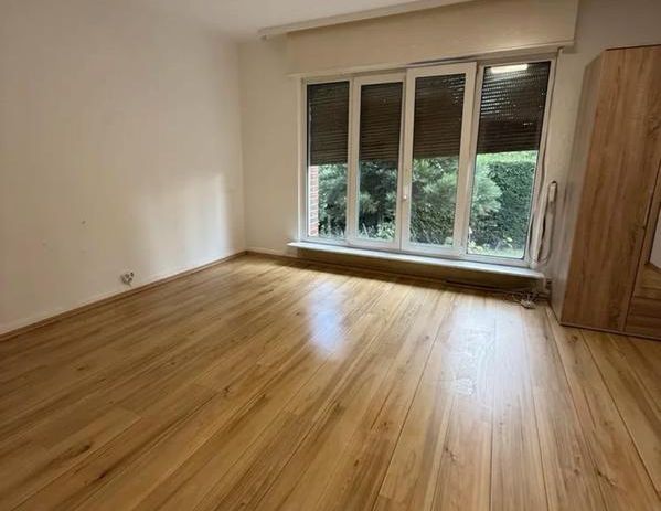 1-Zimmer WG=Wohngemeinschaft in Frankfurt mit Einbauküche+Garten - Foto 1