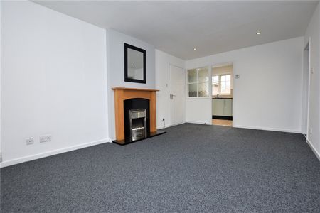 55, Upper Wortley Road, Leeds, West Yorkshire, LS12 4JN - Photo 2