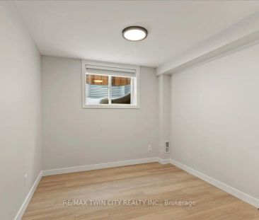 2 Pipers Green Court #3 - Photo 3