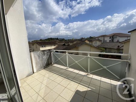 Location Appartement 2 pièces 60m² MONT DE MARSAN 40000 - Photo 3