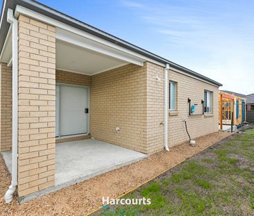 For Rent – Modern Family Home in the Heart of Kalkallo! - Photo 4