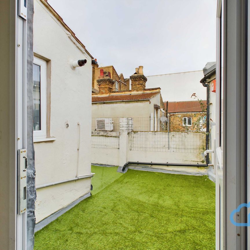RM3 Woodrange Road | Forest Gate | London | E7 0EW - Photo 1