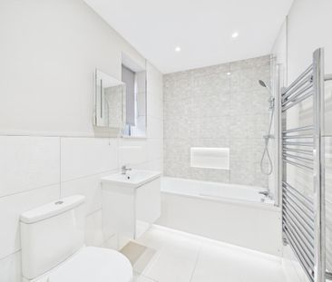 1 bedroom ground floor flat to rent - Photo 4