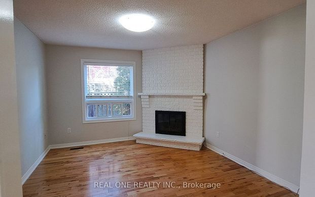 For Lease - 552 Marlatt Drive, Oakville, Ontario - Photo 1