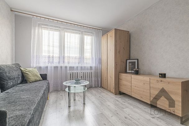 Słoneczne mieszkanie do wynajęcia na Podwalu w Jaworznie | Spacer 3D - Zdjęcie 1