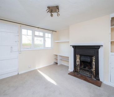 2 bedroom end of terrace house to rent - Photo 3