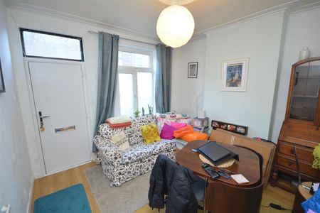 9 Cedar Street, Derby, DE22 1GD - Photo 2