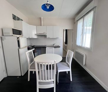 Location Appartement 2 pièces 31m² - Photo 3