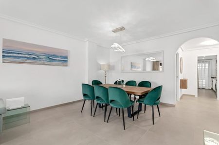 La Maestranza, Nueva Andalucia, Marbella, Andalusia 29660 - Photo 4