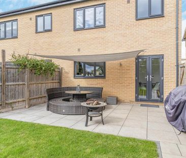 2 bedroom semi-detached house to rent - Photo 4