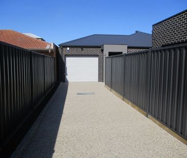 Near new unit in great location! - Photo 1