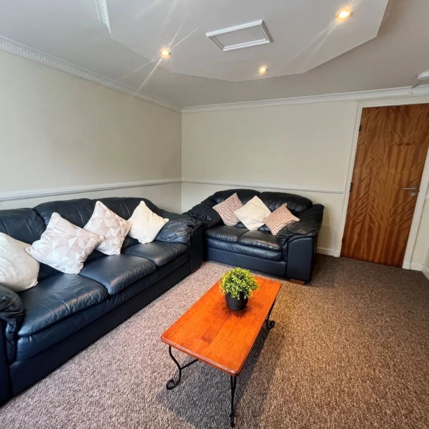 178 Morrison Drive, Aberdeen AB10 7HD - Photo 1