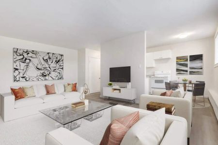 - 2 Bedroom at Main Street Villa - Photo 4