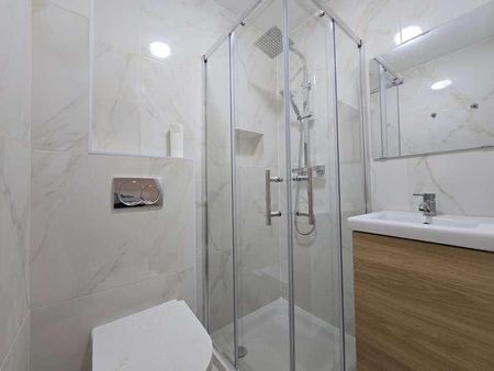 Elms Avenue, NW4 - Photo 2