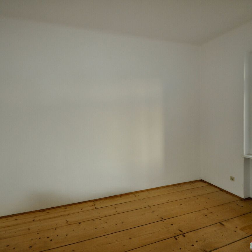 Villa in frequentierter und repräsentativer Lage! Ideal als Rechtsanwaltskanzlei oder Praxisraum und dgl. geeignet - Foto 1