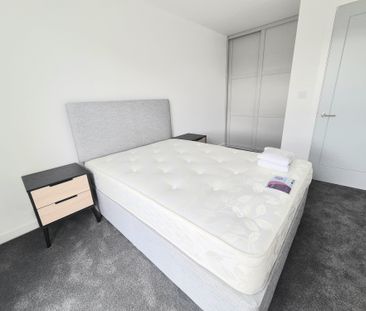 Cow Green, Halifax - Photo 4