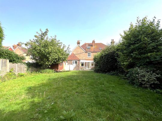 Colebrooke Road, Bexhill-On-Sea, TN39 3PZ - Photo 1