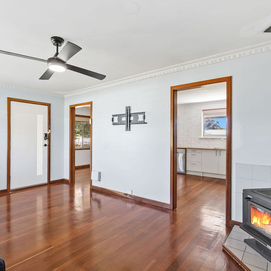 8 Yallan Street, Mandurah. - Photo 1