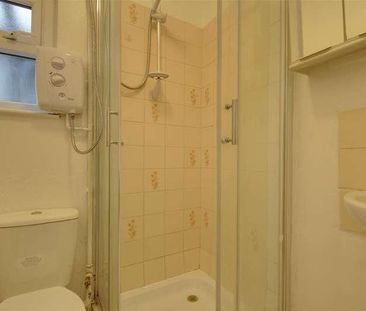 Alvis Avenue, Jaywick, Clacton-on-sea, CO15 - Photo 6