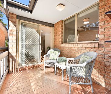 2/2 Freeman Place, Carlingford NSW 2118 - Townhouse For Rent | Domain - Photo 6