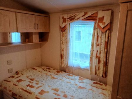 2 bedroom parking to rent - Photo 4